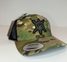 Load image into Gallery viewer, Duc Exercitum SnapBack
