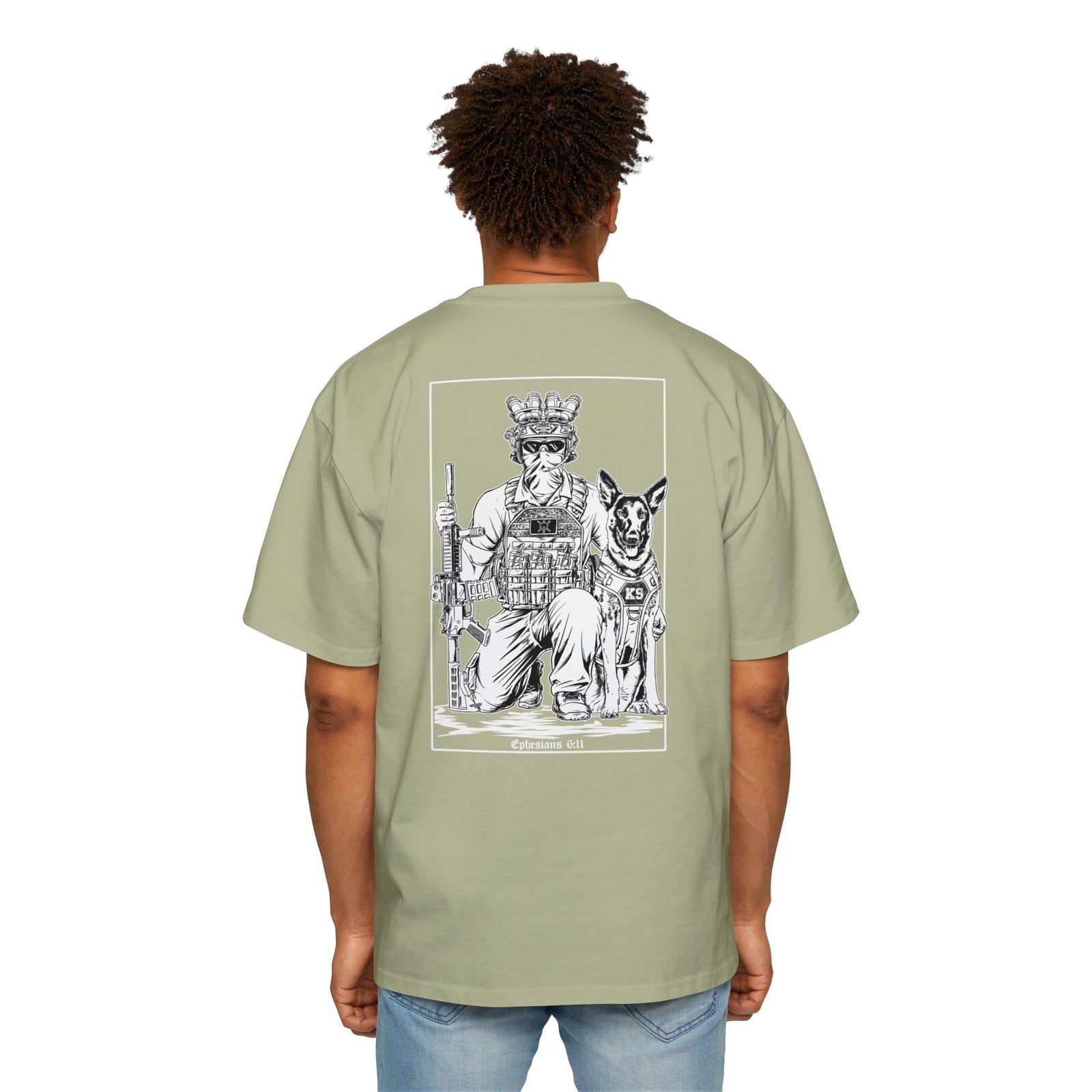 Mal Eph. 6:11 Oversized T-Shirt